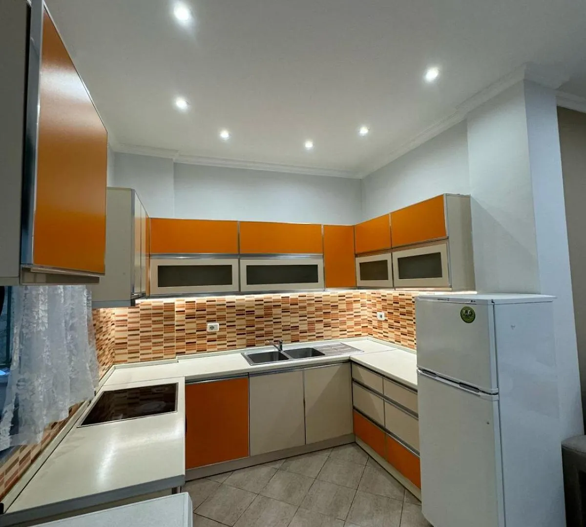 Pau'S Daily Apartment Tirana 0*,