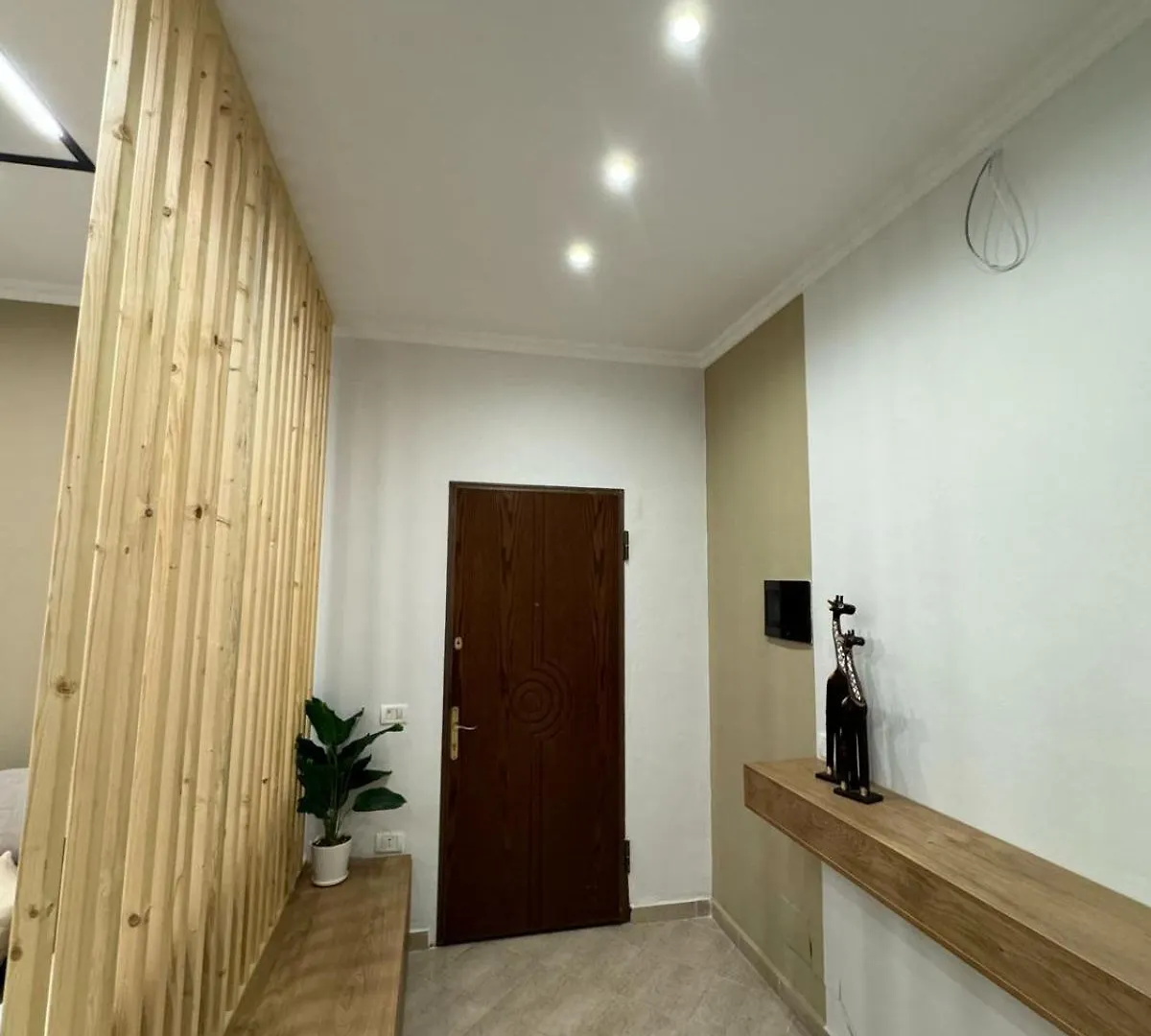 Pau'S Daily Apartment Tirana